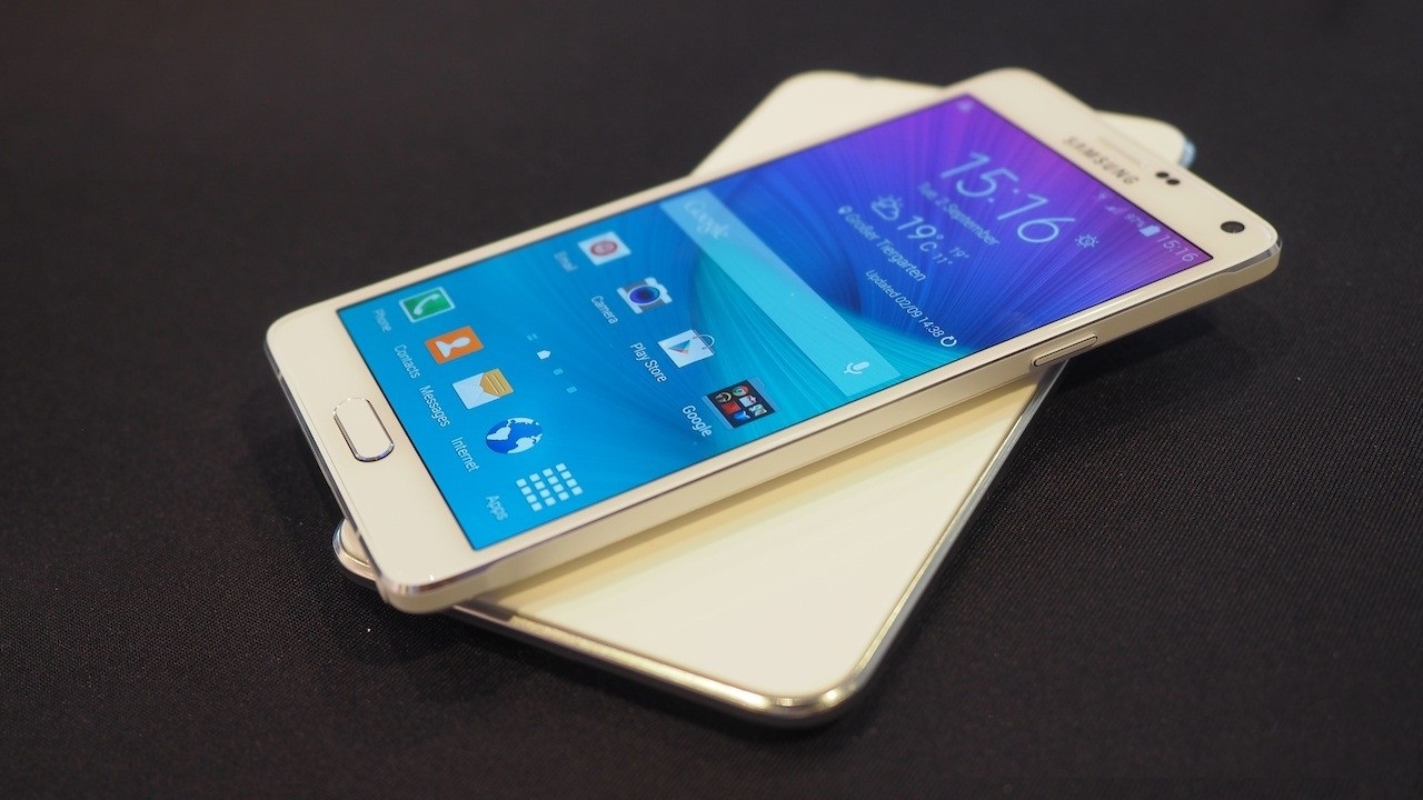 Ноте 5 и ноте 4. Samsung Galaxy Note 4. Samsung Galaxy Note 4 Edge. Samsung Galaxy Note 5. Самсунг золотого цвета с изогнутым экраном.